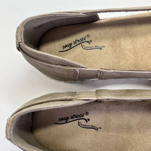 Easy Street Bugsy Slip-On Sneakers Size 7M Lightweight Stretch Rubber Sole - Picture 9 of 13